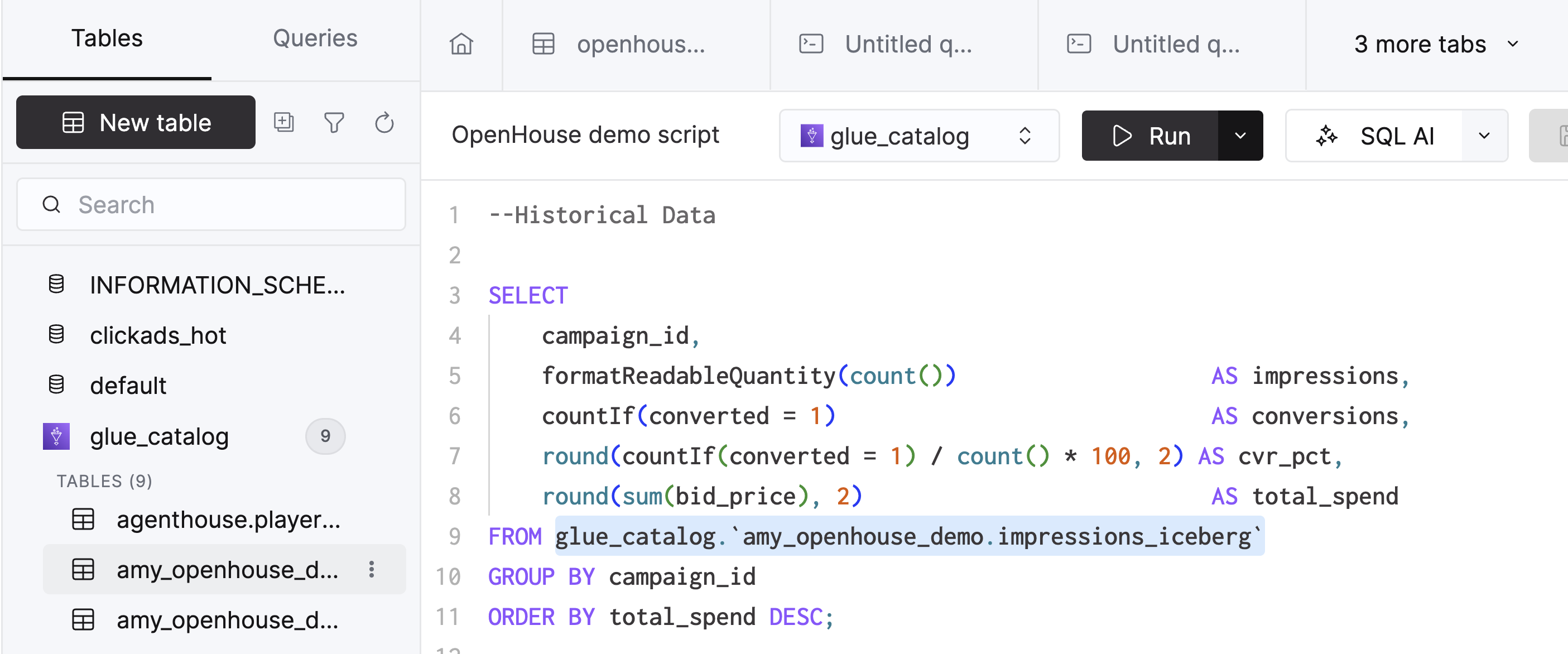 Consulta SQL con resultados que usa comillas invertidas para el nombre de tabla con puntos